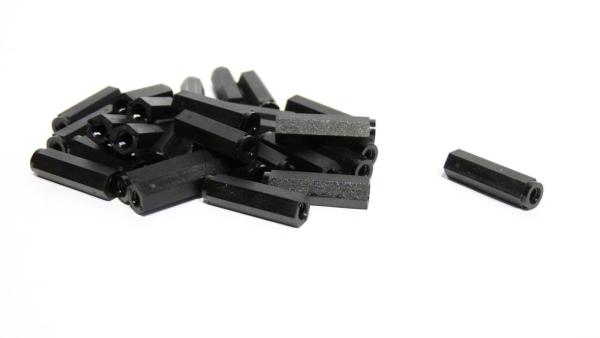Nylon Abstandshalter M3 x 20 mm | Innengewinde beidseitig | Ø 6 mm | PA6 Schwarz